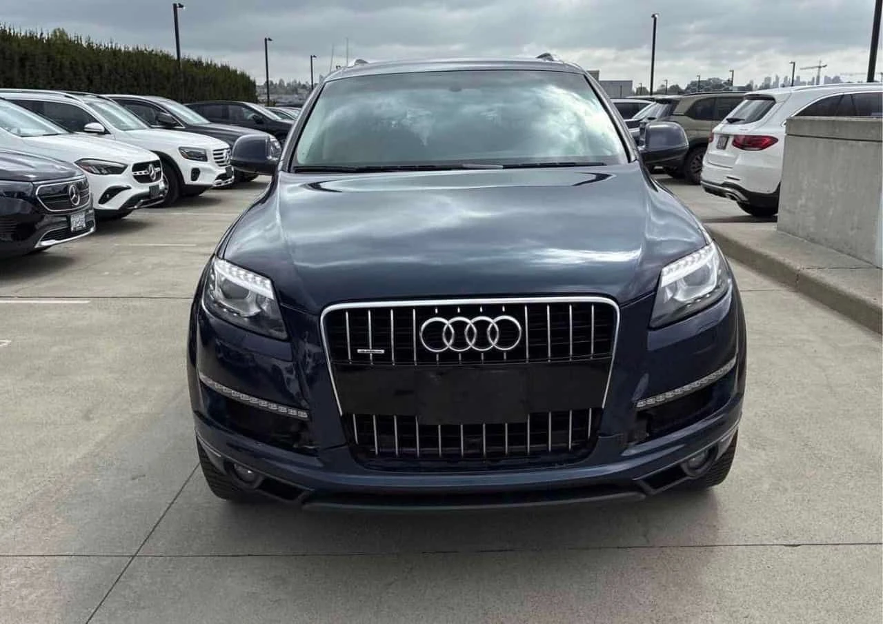 Audi Q7 * 3.0T Technik * ДВА ЧИФТА ГУМИ И ДЖАНТИ* 