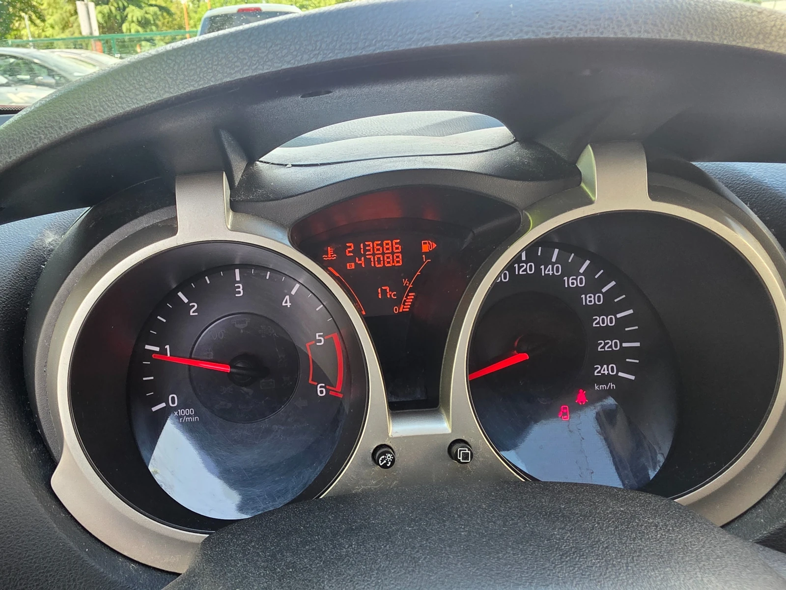 Nissan Juke 1.5 DCI 110 кс., снимка 10 - Автомобили и джипове - 54516440