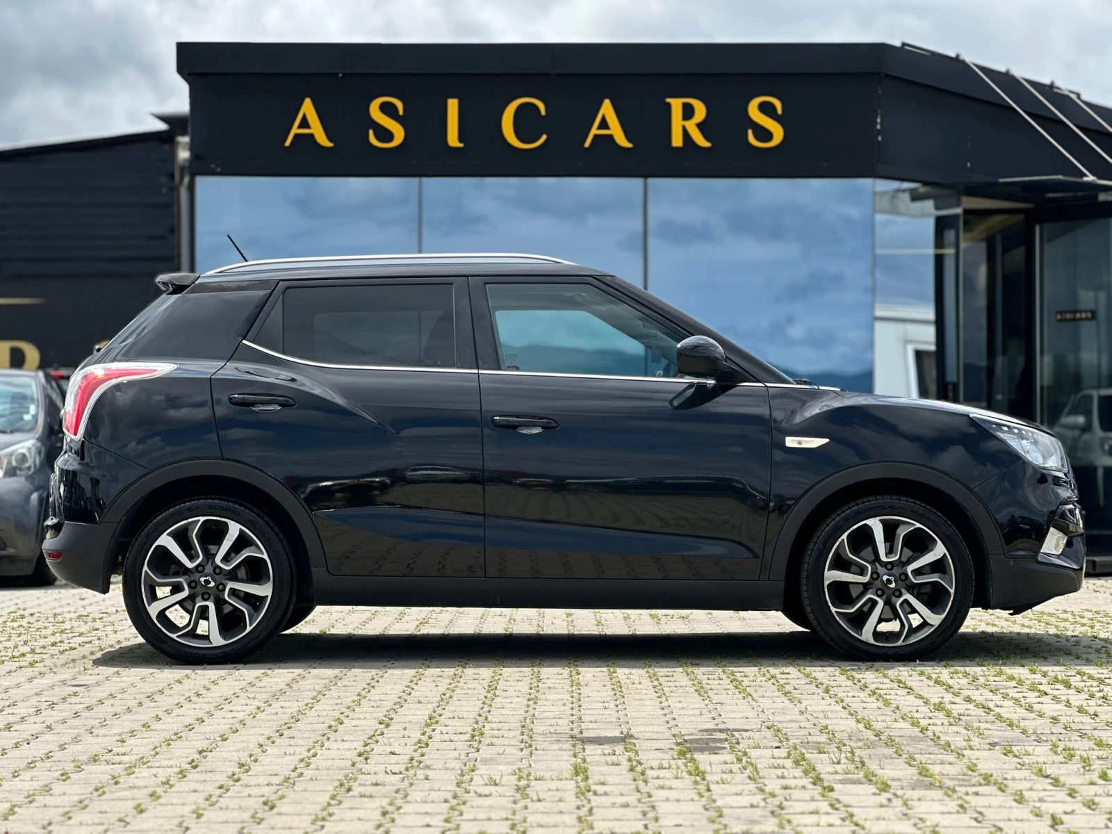 SsangYong Tivoli / 129000 KM / TOP /, снимка 6 - Автомобили и джипове - 54777755