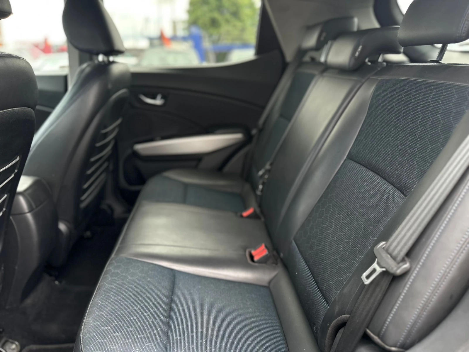 SsangYong Tivoli / 129000 KM / TOP /, снимка 10 - Автомобили и джипове - 54777755