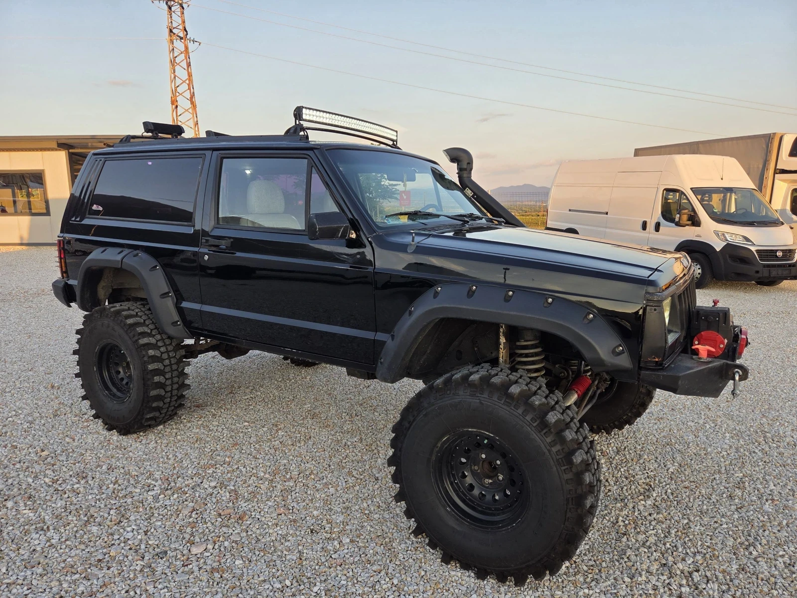 Jeep Cherokee HIGH OUTPUT LIMITED 4.0 HO, снимка 4 - Автомобили и джипове - 55052599