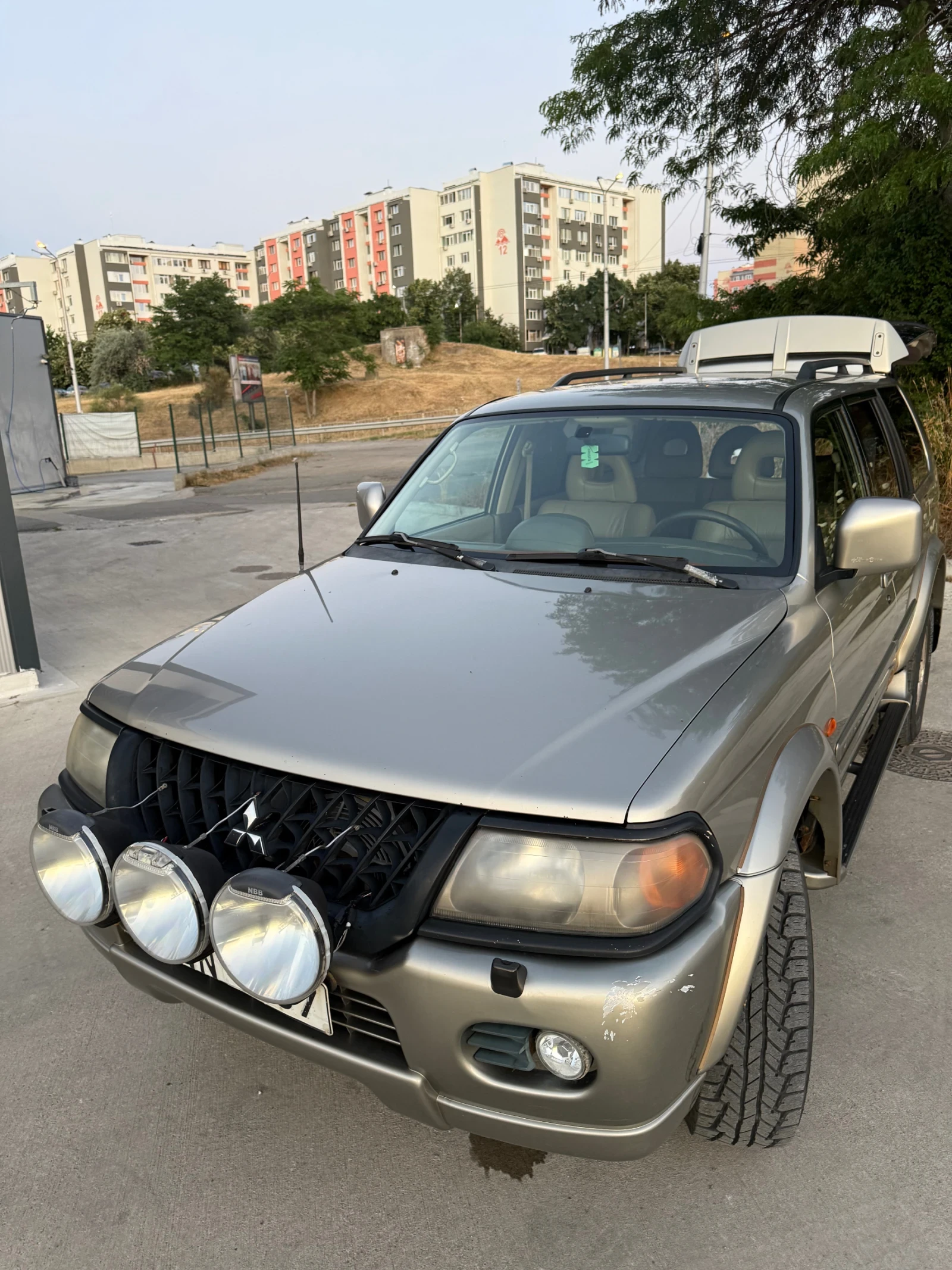Mitsubishi Pajero sport 3.0 V6, снимка 10 - Автомобили и джипове - 55085371