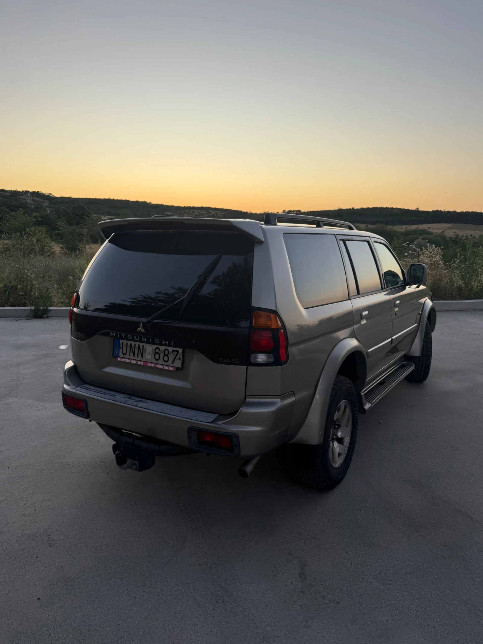 Mitsubishi Pajero sport 3.0 V6, снимка 4 - Автомобили и джипове - 55085371