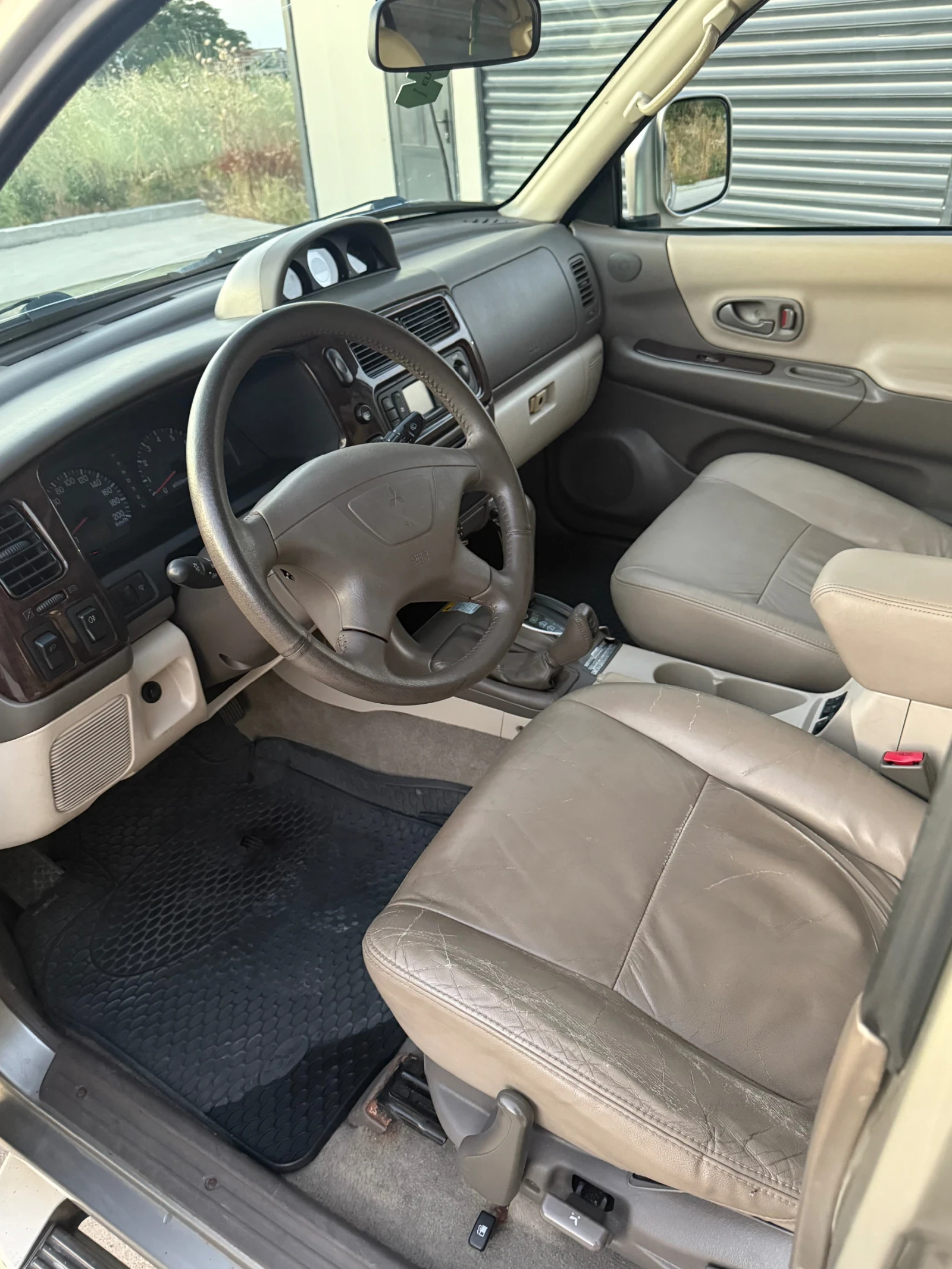 Mitsubishi Pajero sport 3.0 V6, снимка 6 - Автомобили и джипове - 55085371