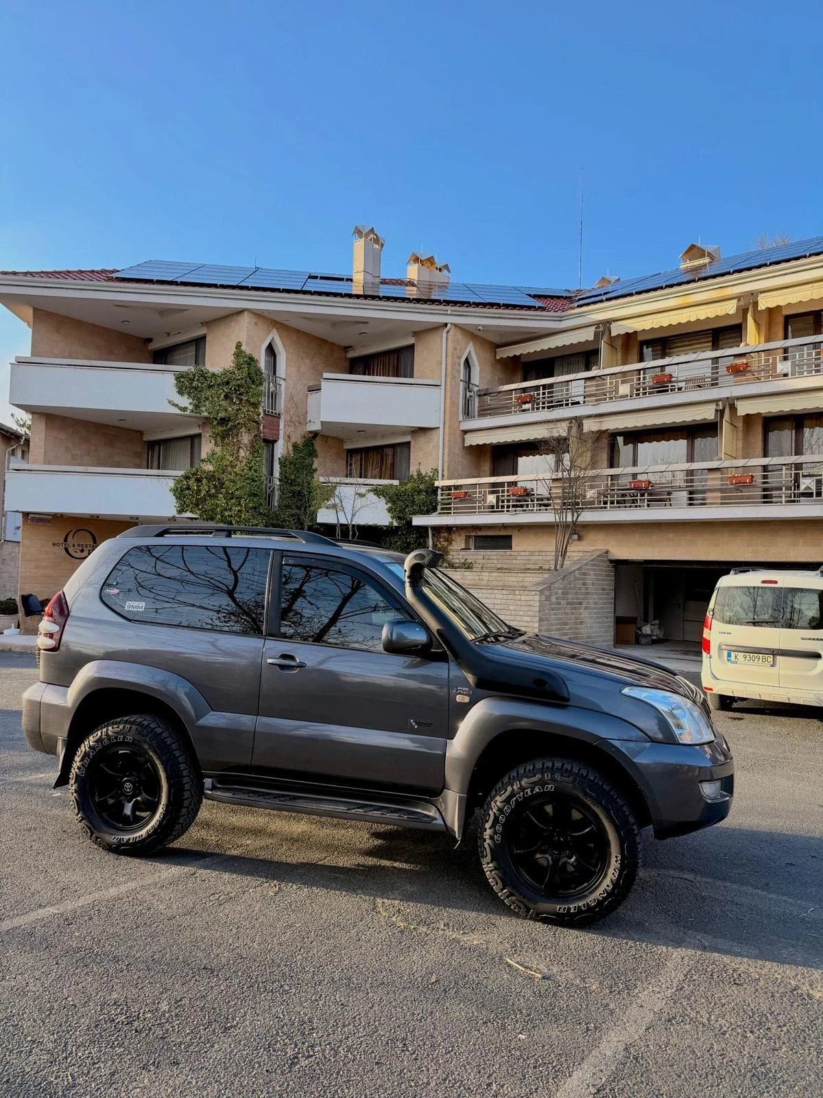 Toyota Land cruiser УНИКАТ/ ТОЙОТА ЛАНД КРУИЗЕР, снимка 4 - Автомобили и джипове - 55911978