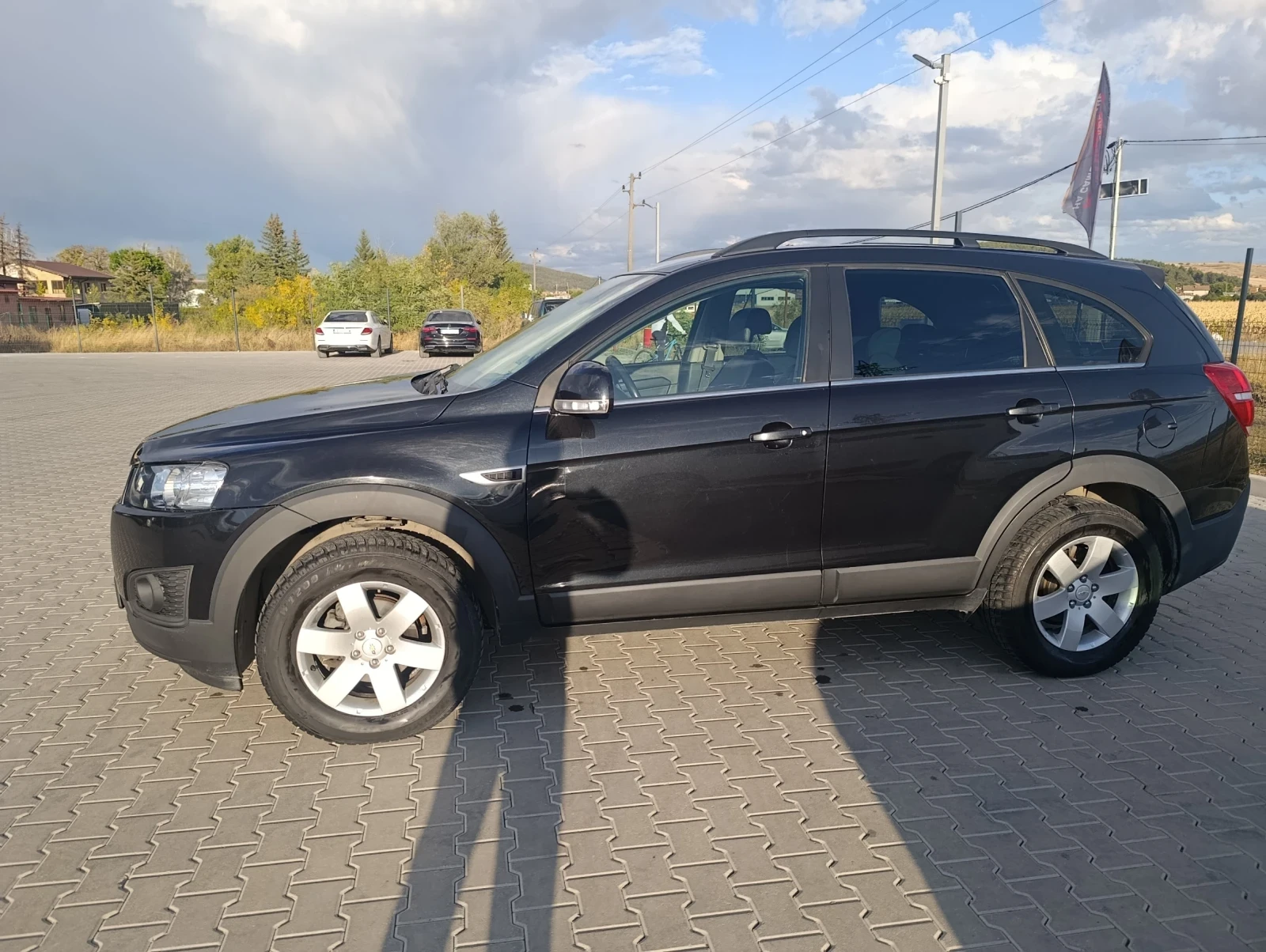 Chevrolet Captiva 2.2D, снимка 3 - Автомобили и джипове - 56184418