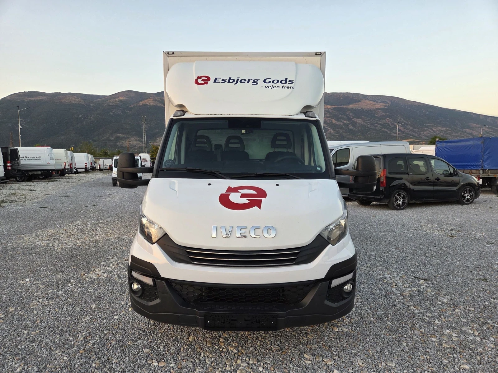 Iveco Daily 35c18, Климатик, Падащ борд, До 3.5 тона - изображение 8
