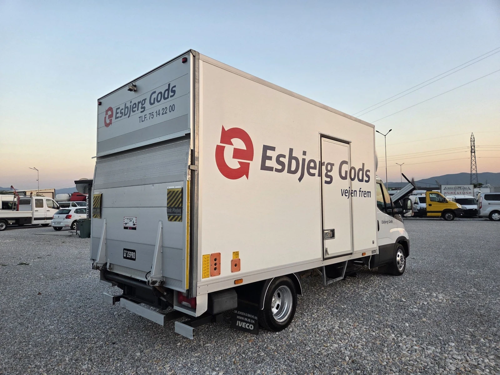 Iveco Daily 35c18, Климатик, Падащ борд, До 3.5 тона - изображение 5