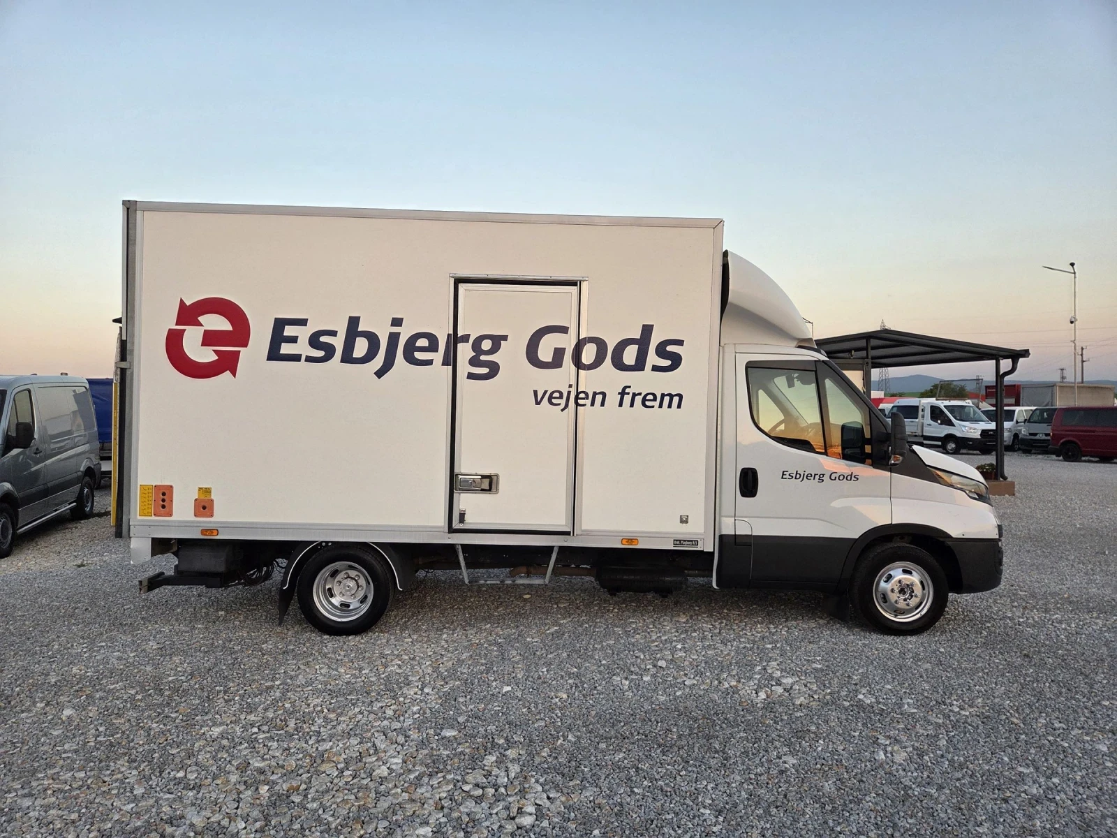 Iveco Daily 35c18, Климатик, Падащ борд, До 3.5 тона - изображение 6