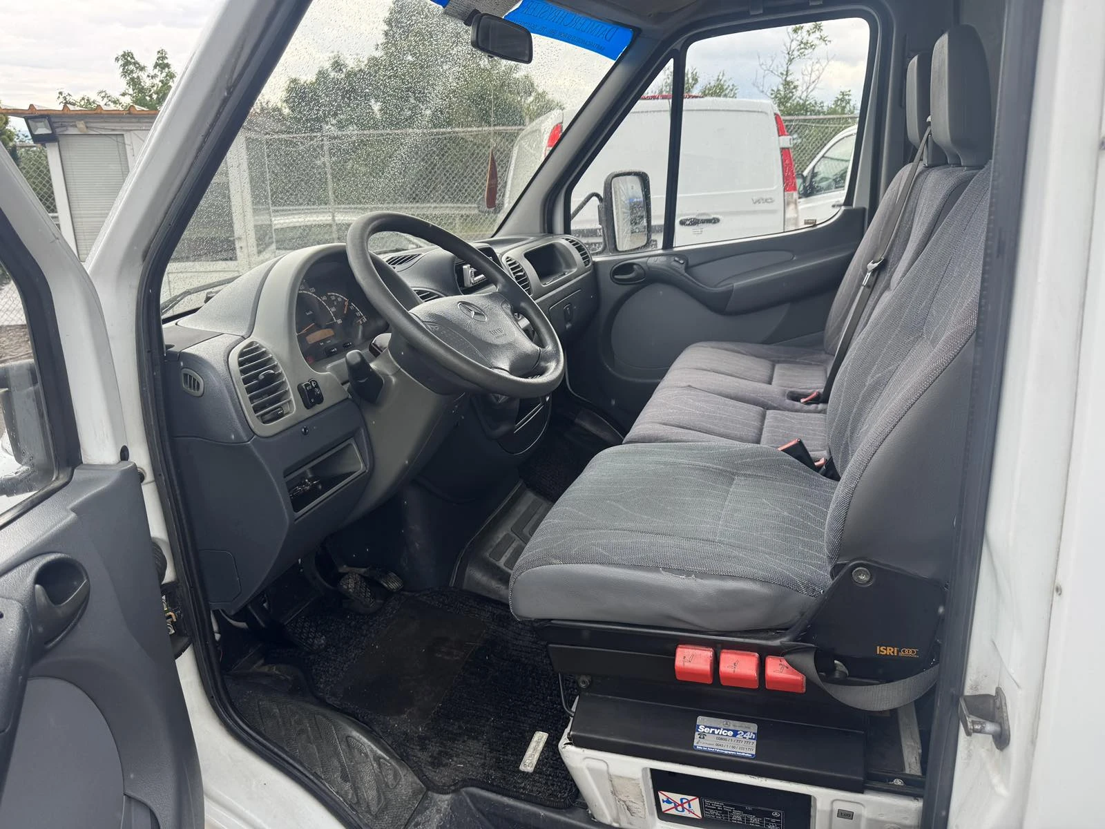 Mercedes-Benz Sprinter 416 Bкат, КЛИМА 4.95м , снимка 15 - Бусове и автобуси - 54641779