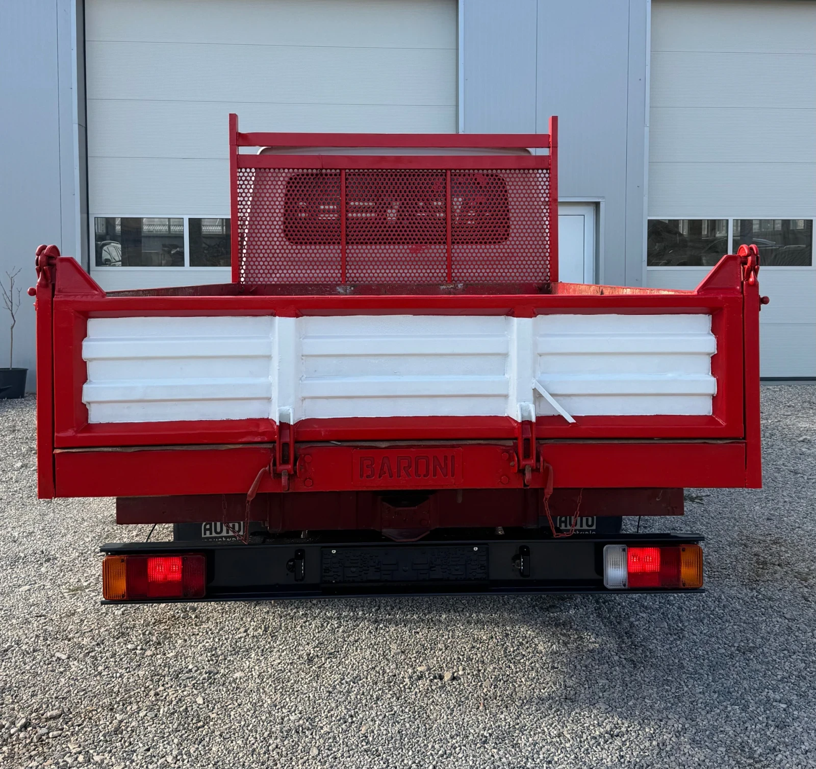 Iveco 35c13 Самосвал  * климатик * , снимка 4 - Бусове и автобуси - 56506237