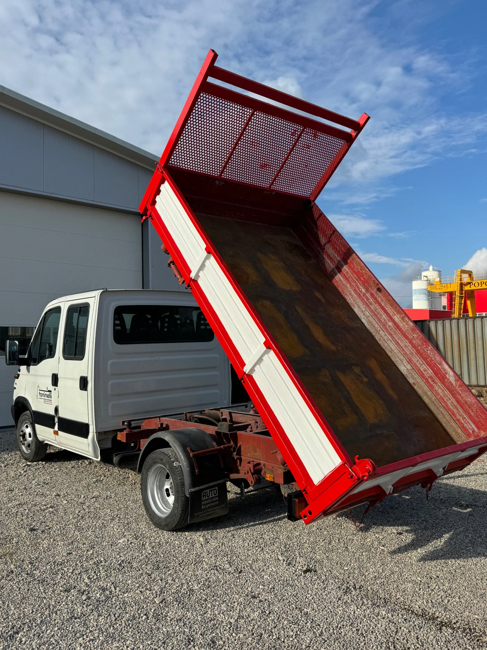 Iveco 35c13 Самосвал  * климатик * , снимка 9 - Бусове и автобуси - 56506237