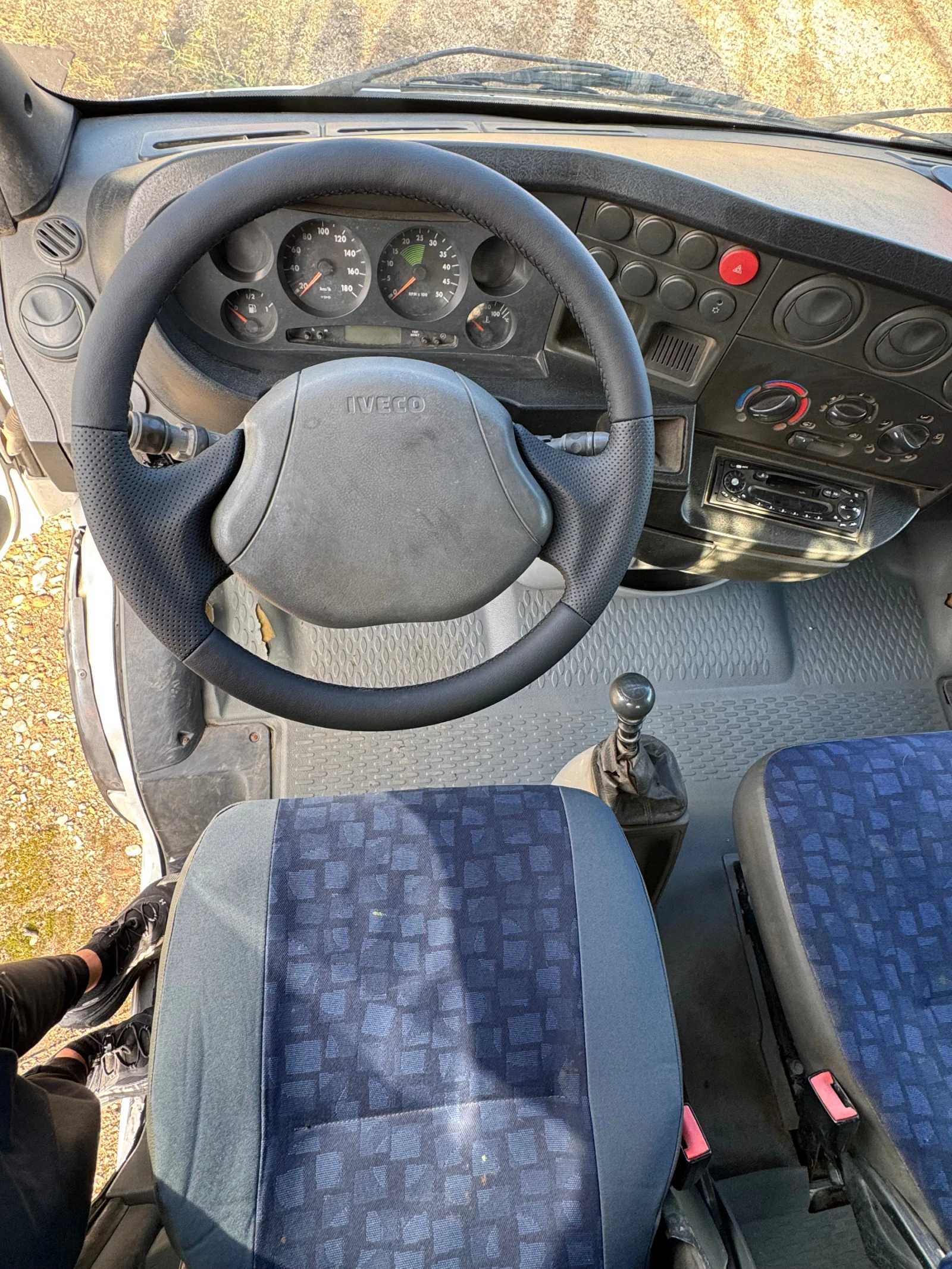 Iveco 35c13 Самосвал  * климатик * , снимка 14 - Бусове и автобуси - 56506237