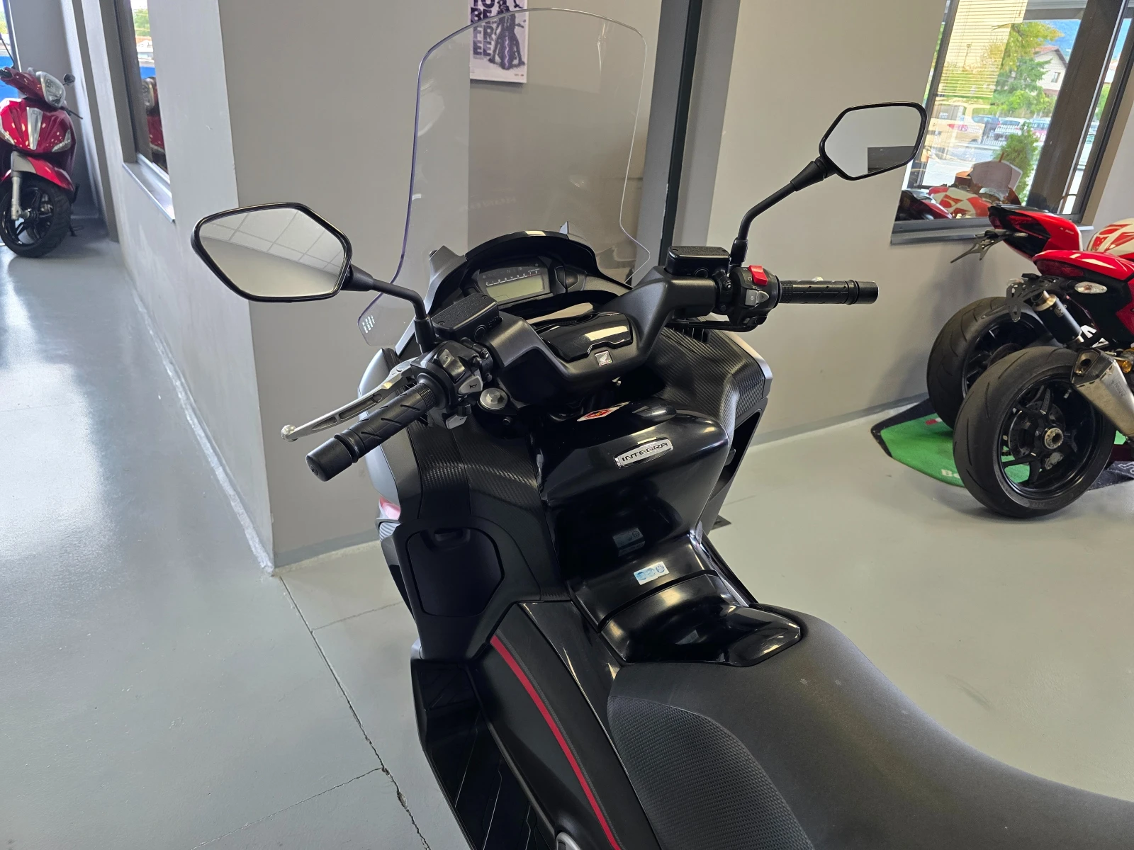 Honda Integra S 750ie, 2015г., снимка 14 - Мотоциклети и мототехника - 56104312