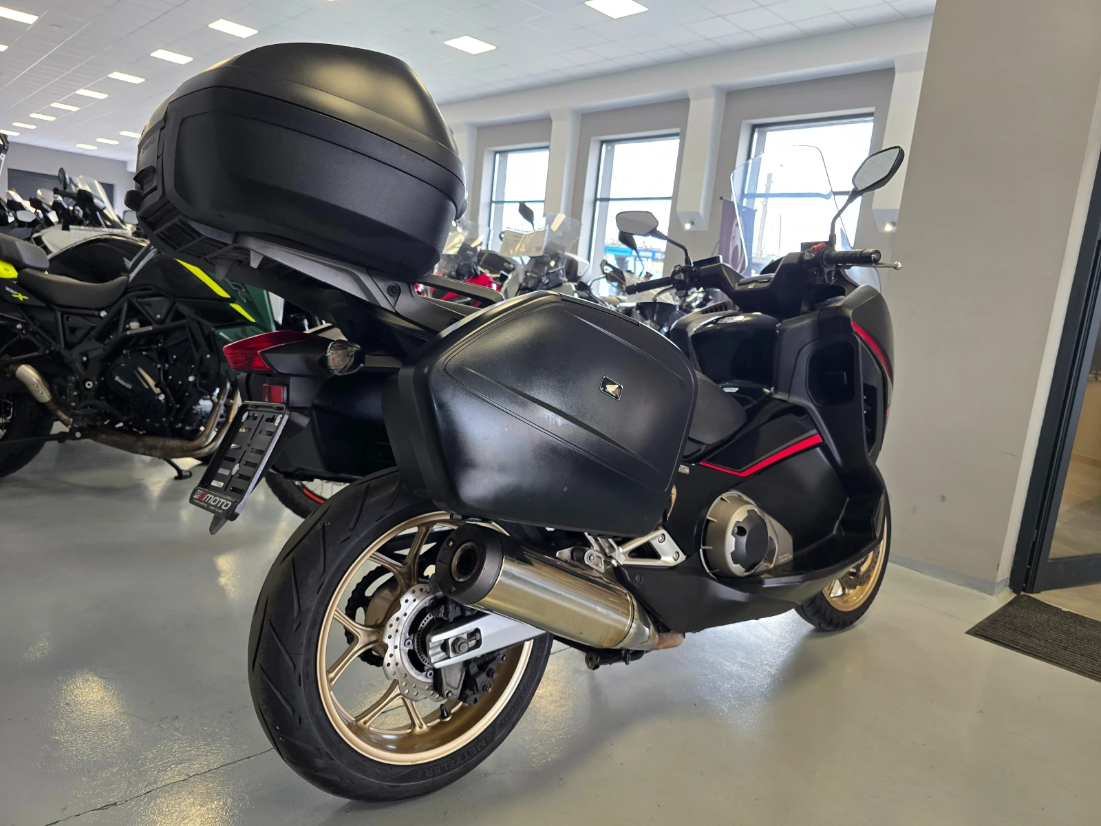 Honda Integra S 750ie, 2015г., снимка 4 - Мотоциклети и мототехника - 56104312