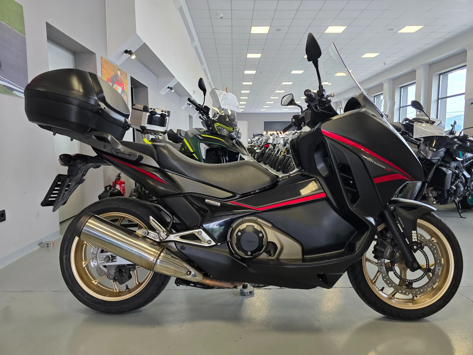 Honda Integra S 750ie, 2015г., снимка 9 - Мотоциклети и мототехника - 56104312