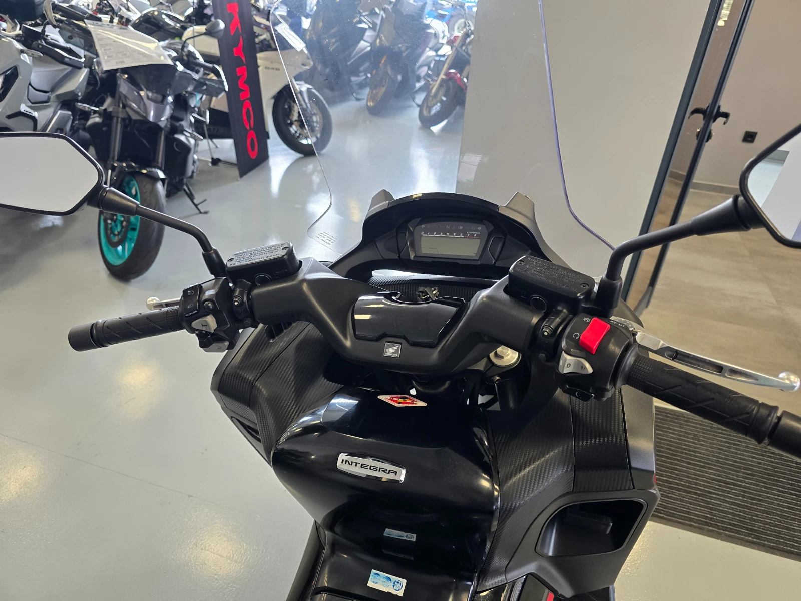Honda Integra S 750ie, 2015г., снимка 13 - Мотоциклети и мототехника - 56104312