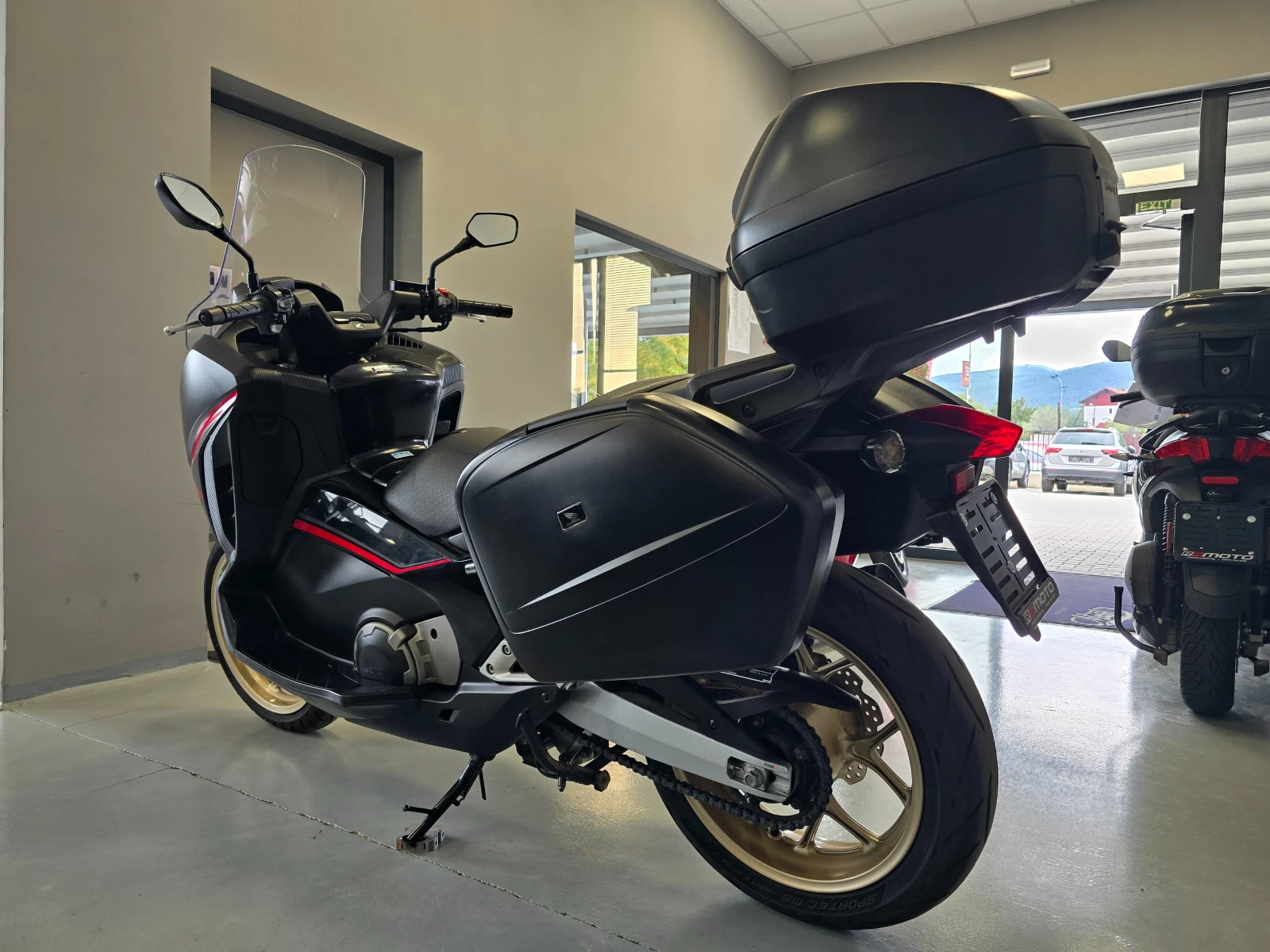 Honda Integra S 750ie, 2015г., снимка 5 - Мотоциклети и мототехника - 56104312