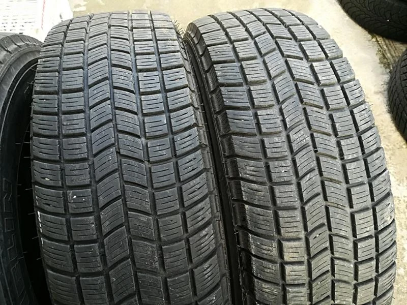 Гуми Зимни 215/70R16, снимка 3 - Гуми и джанти - 23685302