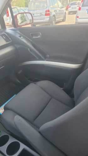 Toyota Corolla verso 2.0 D, снимка 8
