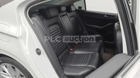 VW Passat 2.0TDI 4MOTION PRESTIGE! PANO/HEAD-UP/CAM, снимка 11