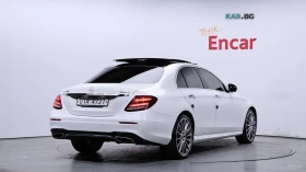 Mercedes-Benz E 300 4MATIC* AMG* 360* PANO* КОЖА* ПОДГРЕВ* , снимка 2