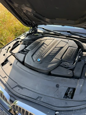 BMW 760 Li Individual Executive Skylounge BW, снимка 17