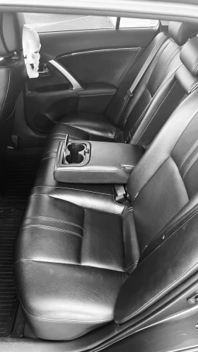 Toyota Avensis, снимка 11