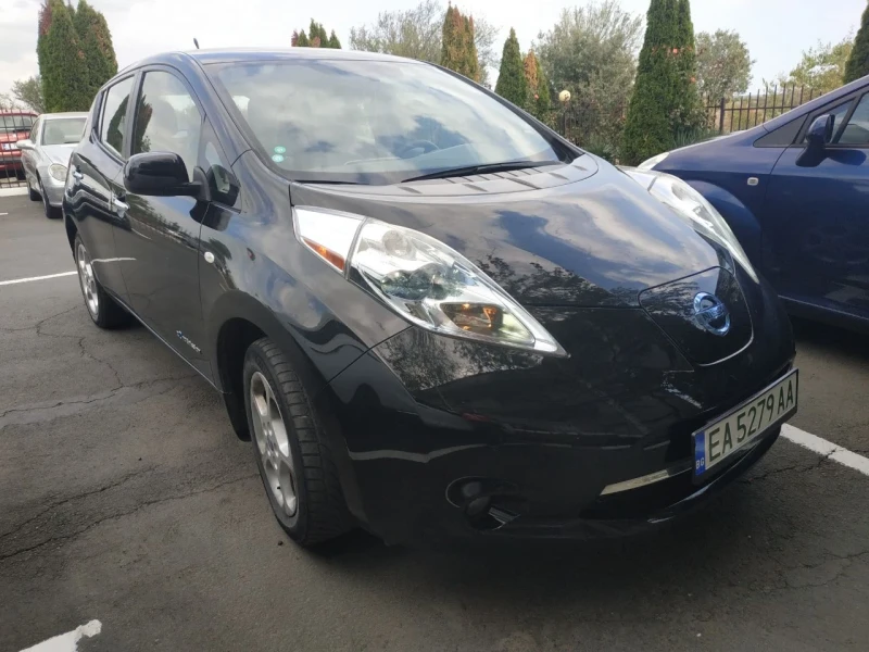 Nissan Leaf , снимка 2 - Автомобили и джипове - 47097339