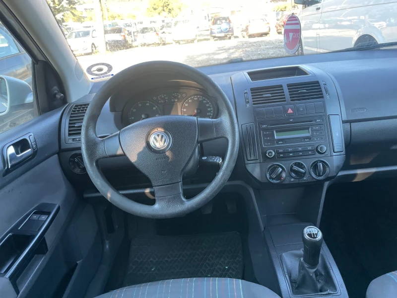 VW Polo 1.4i , снимка 7 - Автомобили и джипове - 48106060