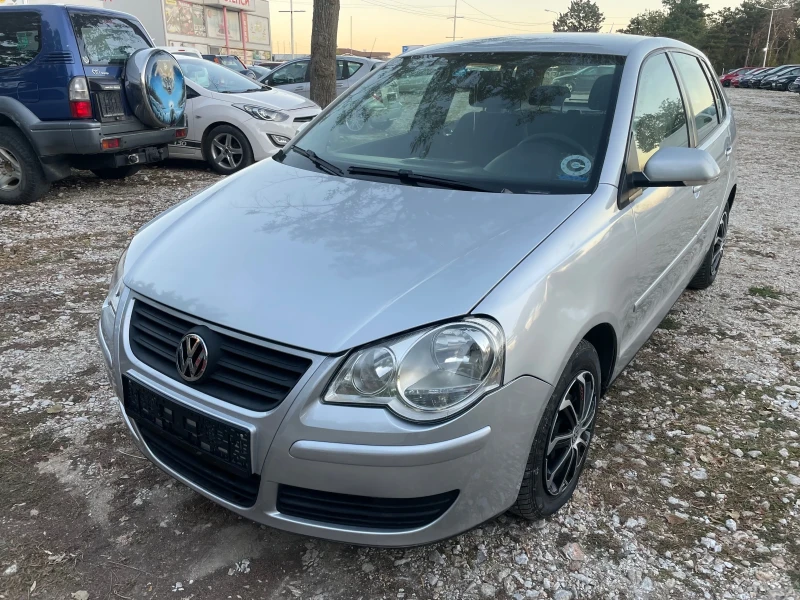 VW Polo 1.4i , снимка 1 - Автомобили и джипове - 48106060