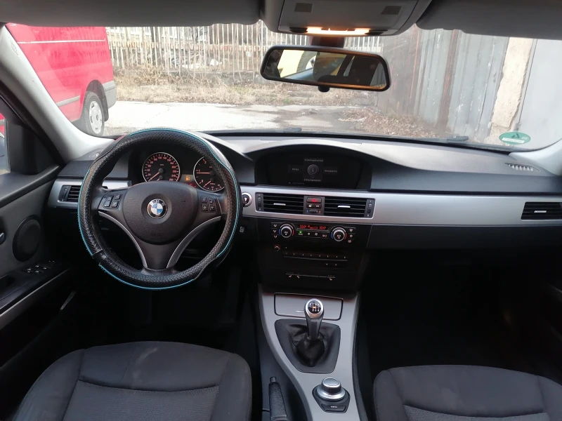 BMW 320 D, снимка 11 - Автомобили и джипове - 48490834