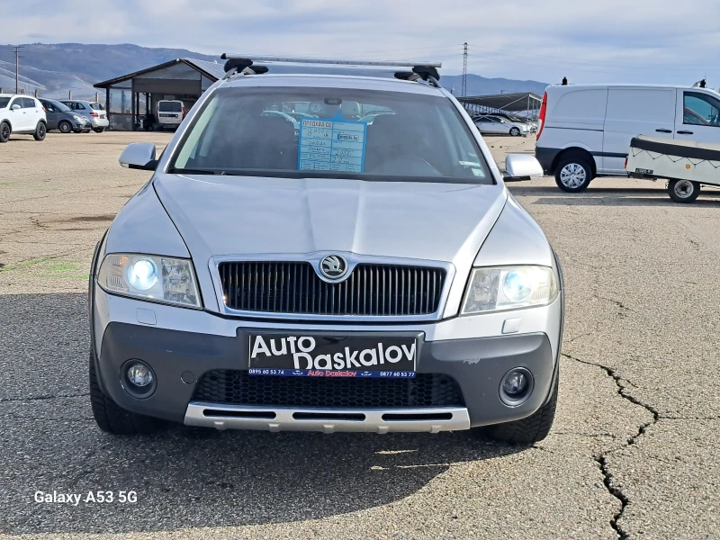 Skoda Octavia 2, 0 tdi Scout 4x4, снимка 2 - Автомобили и джипове - 49498315