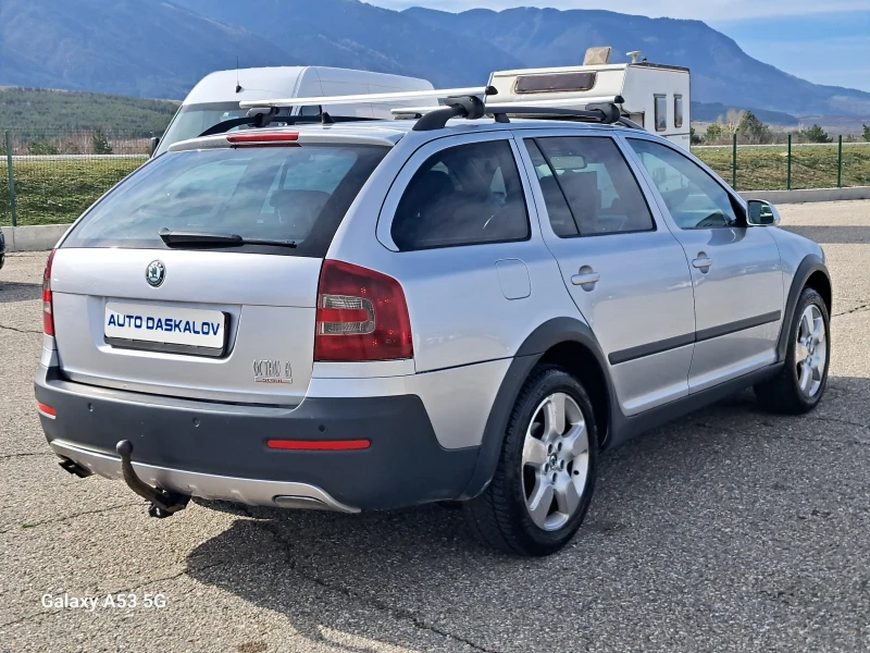 Skoda Octavia 2, 0 tdi Scout 4x4, снимка 5 - Автомобили и джипове - 49498315