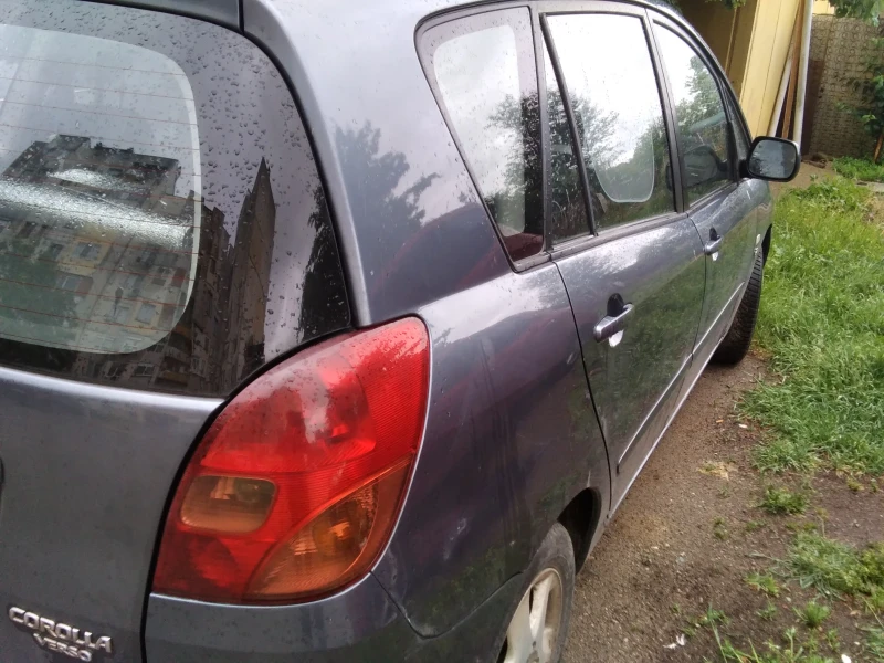 Toyota Corolla verso, снимка 5 - Автомобили и джипове - 52261726