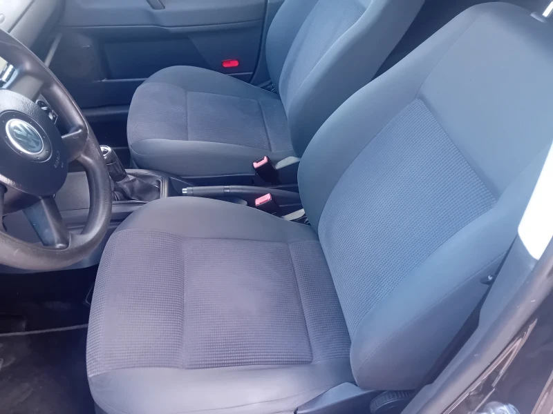 VW Polo 1.4 80k.s, снимка 9 - Автомобили и джипове - 52011991