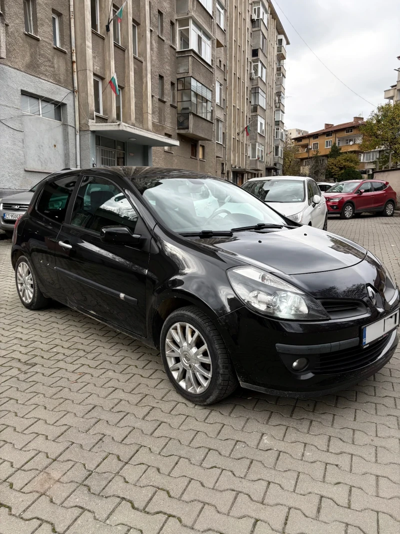 Renault Clio 2.0i, снимка 2 - Автомобили и джипове - 52459275