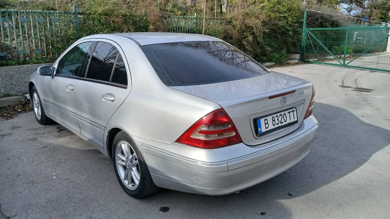 Mercedes-Benz C 200 C 200 cdi, снимка 3 - Автомобили и джипове - 52513996