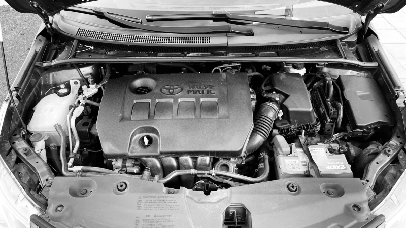 Toyota Avensis, снимка 7 - Автомобили и джипове - 52679306