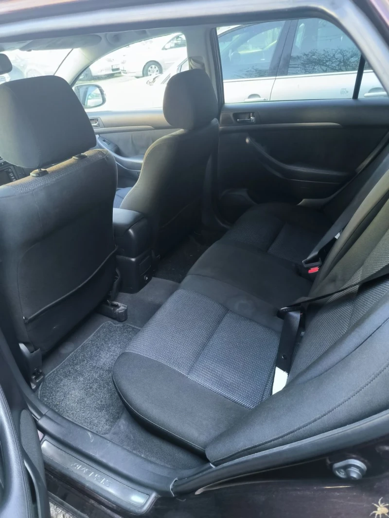 Toyota Avensis, снимка 3 - Автомобили и джипове - 52885502
