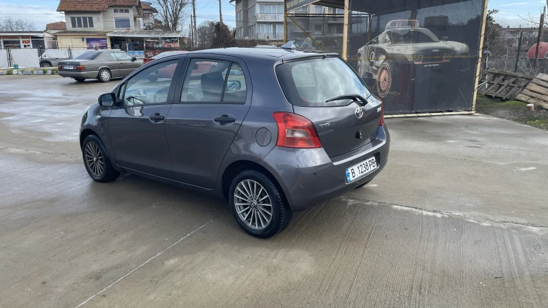Toyota Yaris, снимка 6 - Автомобили и джипове - 53264290