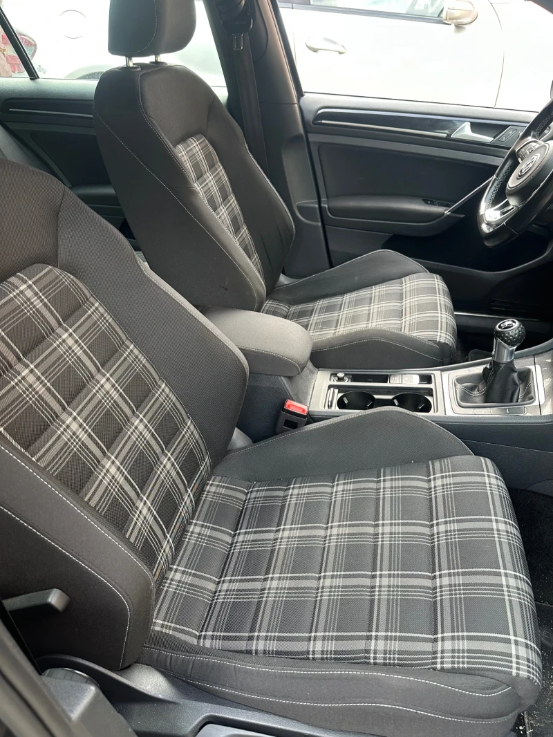 VW Golf, снимка 8 - Автомобили и джипове - 53429355