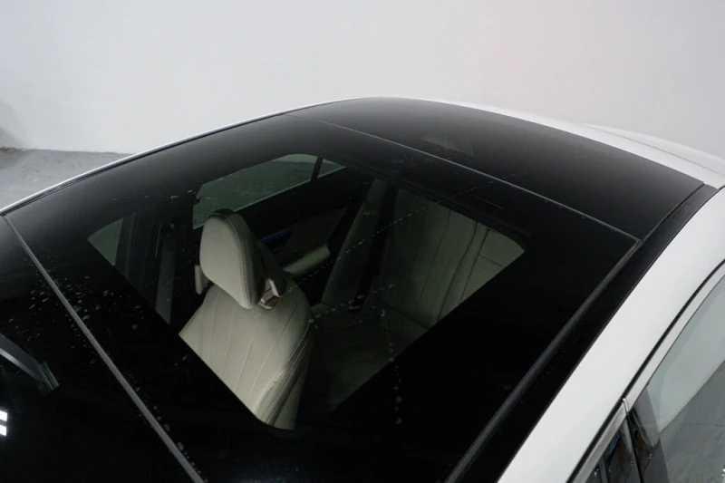 Mercedes-Benz E 350 4 MATIC * АвтоКредит(ЦЕНА ДО БГ), снимка 4 - Автомобили и джипове - 53576453