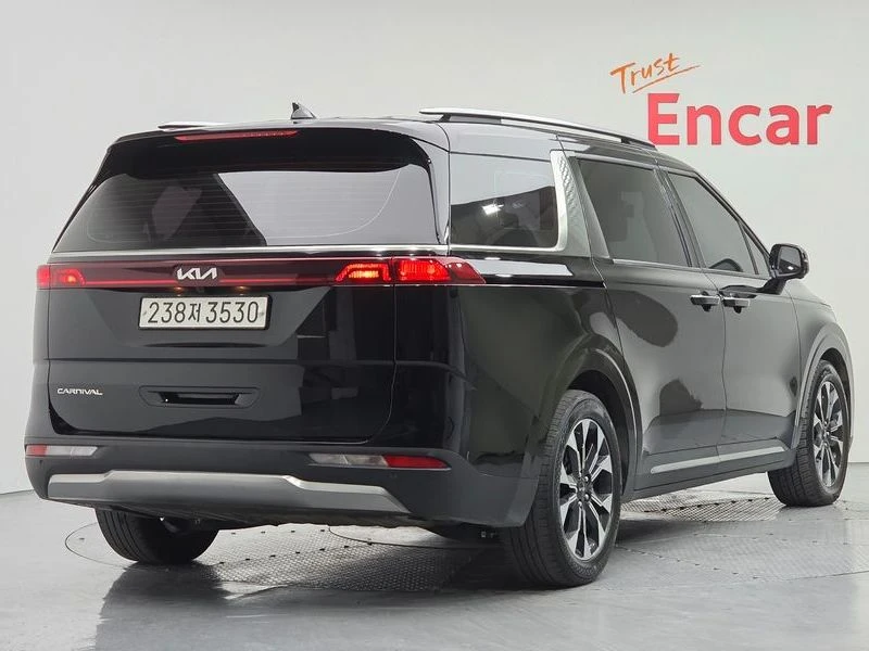 Kia Carnival Diesel 7-Seater Signature| 202к.с., снимка 2 - Автомобили и джипове - 55941254