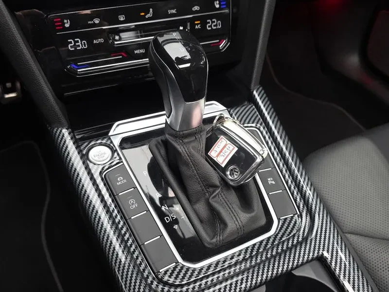 VW Arteon 2.0 Tdi Prestige, снимка 17 - Автомобили и джипове - 56114245