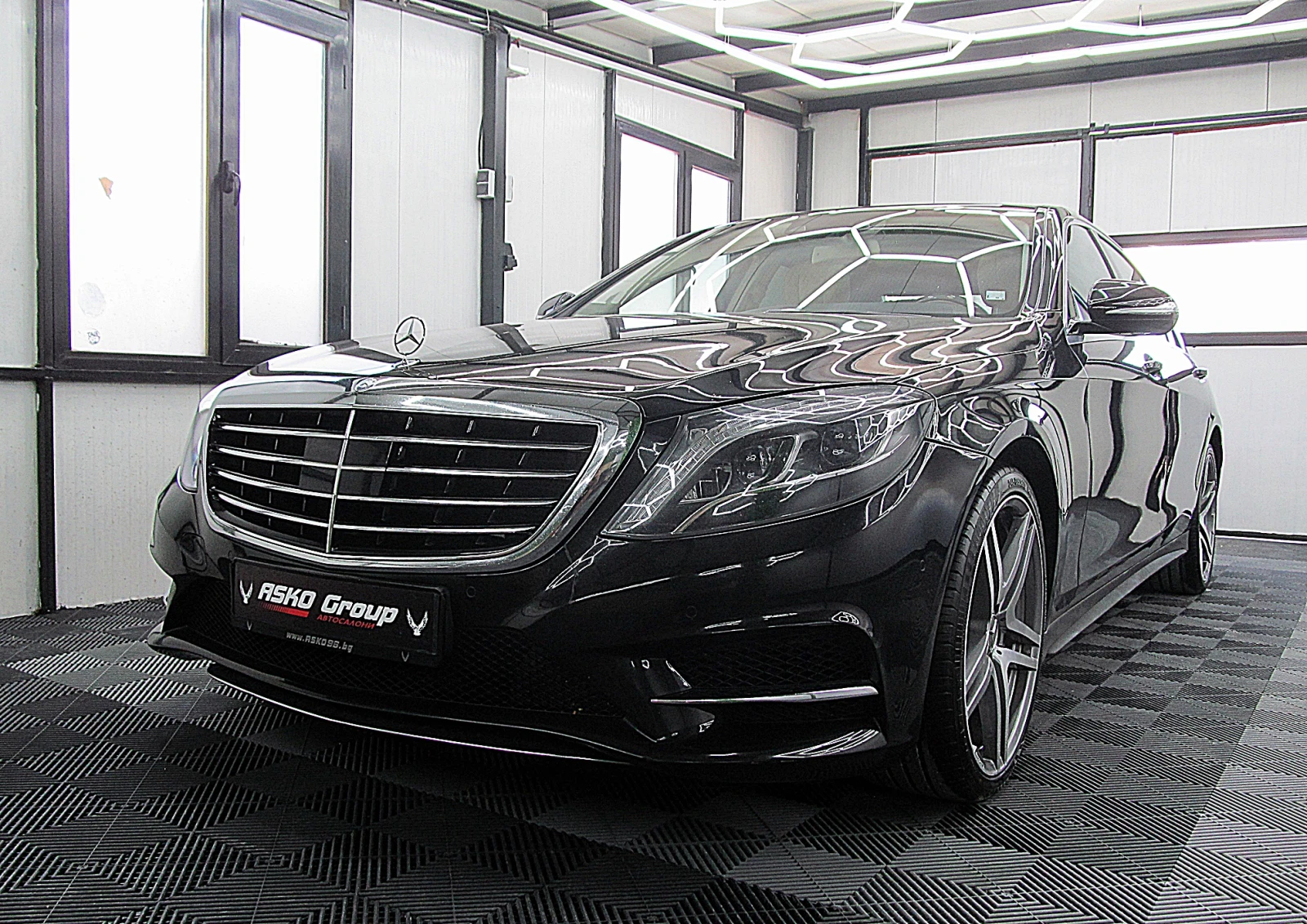 Mercedes-Benz S 350 LONG/4-MATIC/AMG/9gt/2xTV/PANORAMA/СОБСТВЕН ЛИЗИНГ, снимка 1