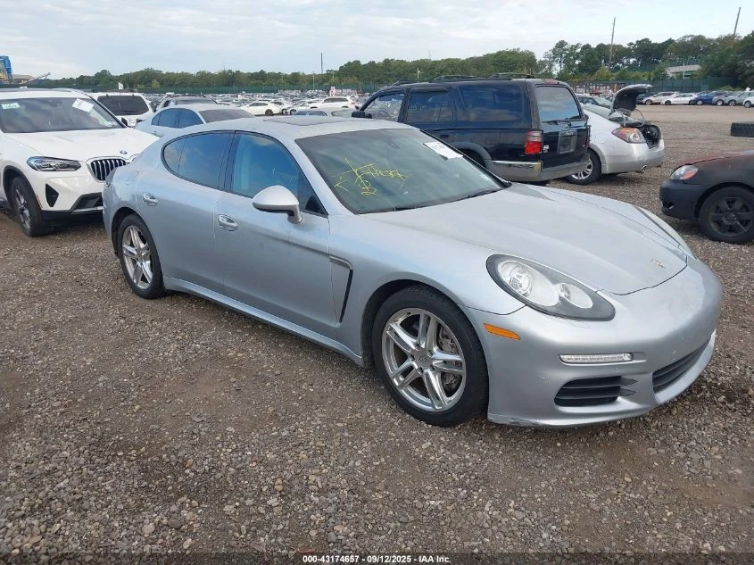 Porsche Panamera * БЕЗ ЩЕТА* , снимка 1