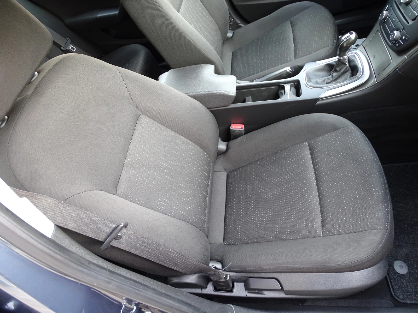 Opel Insignia 1.6i_116  _*  | Mobile.bg   12