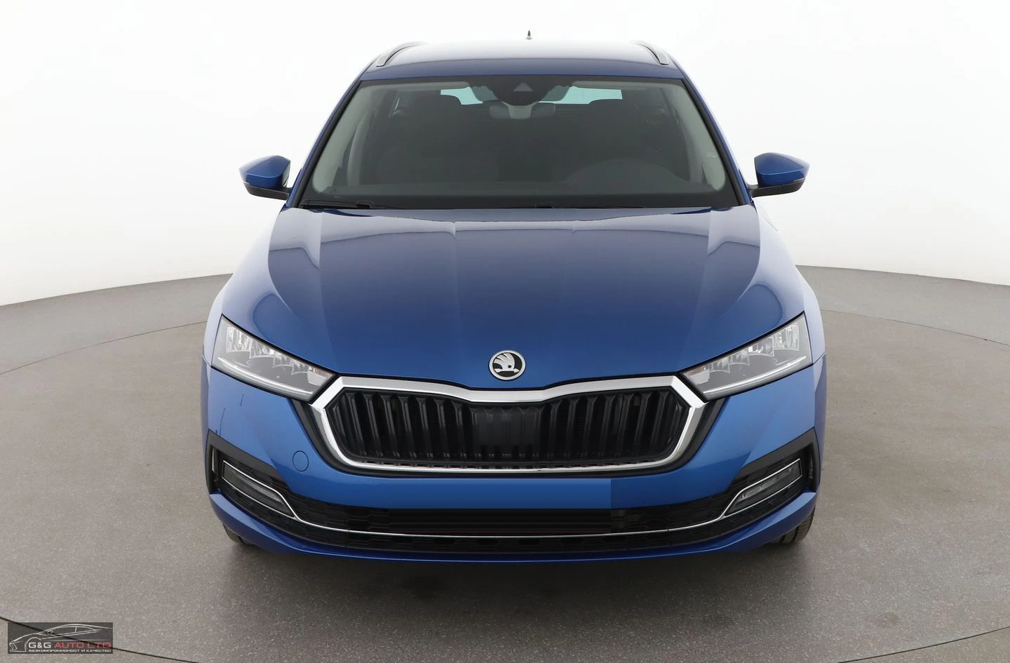 Skoda Octavia 2.0TDI/150HP/STYLE/NAVI/ILED/CAM/PDC/298v - изображение 2
