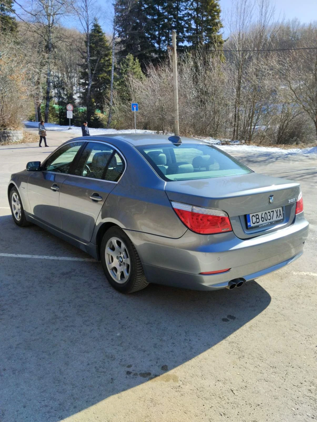 BMW 523 2.5 - изображение 4
